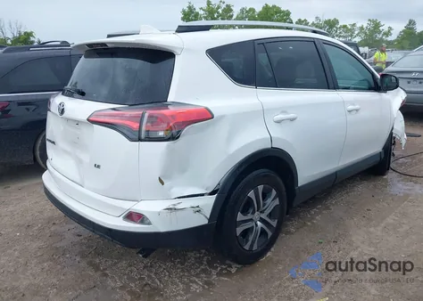 2018 Toyota Rav4 Le z USA, uszkodzony, nr VIN 2T3ZFREV0JW481069